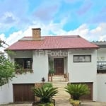 Casa com 3 quartos à venda na Avenida Jacuí, 686, Cristal, Porto Alegre