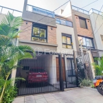 Casa com 3 quartos à venda na Rua Américo Vespucio, 306, São João, Porto Alegre
