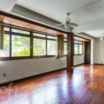 Casa com 3 quartos à venda na Rua Ramiro Barcelos, 80, Floresta, Porto Alegre