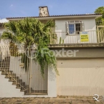 Casa comercial com 2 salas à venda na Travessa Miguel Pereira, 131, Medianeira, Porto Alegre