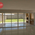 Casa em Condomínio Fechado de 03 Quartos no Bairro Vila do Golf em Ribeirão Preto com Varanda Gourmet e Quintal.