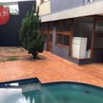 Casa à Venda de 03 Suítes no Bairro Jardim São Luiz em Ribeirão Preto com Piscina e Varanda Gourmet.