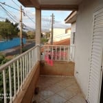 Casa à Venda de 03 Quartos no Bairro Jardim São José em Ribeirão Preto com Quintal.