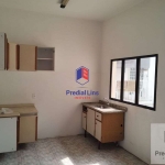 Sobrado comercial com 9 salas e 4 banheiros, com 150 m2