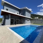 Casa com 5 dorms, Praia da Lagoinha, Ubatuba - R$ 1.75 mi, Cod: 2233