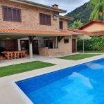 Casa de Condomínio com 6 quartos, Recanto Lagoinha, Ubatuba - R$ 2.8 mi, Cod: 1563