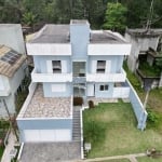 Casa de Condomínio com 4 dorms, Praia da Lagoinha, Ubatuba - R$ 2.2 mi, Cod: 1805