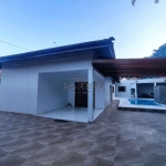 Casa com 5 dorms, Praia das Toninhas, Ubatuba - R$ 1.59 mi, Cod: 1848