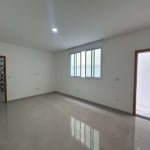 Casa 3 Dormitórios com 3 suítes, Sala de estar e sala de jantar, Cozinha, 5 Banheiro e 1 Churrasqueira