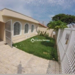 Casa com 3 dormitórios à venda, 181 m² por R$ 780.000 - Jardim Oswaldo Cruz - São José dos Campos/SP