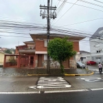 Casa Comercial para Venda - 202.18m², 4 dormitórios, 2 vagas - Pio X