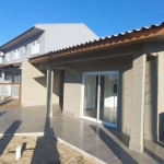 Casa 03 Dorm à venda no Bairro CURUMIM com 102 m² de área privativa - 2 vagas de garagem