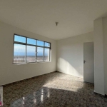 Apartamento na Av. Antônio Emmerich 3 quartos