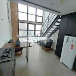 Imperdível Aluguel de Apartamento Duplex em Condomínio no Bairro Mirandópolis, São Paulo-SP: 1 Quarto, 1 Sala, 2 Banheiros, 45m².