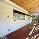 Casa Assobradada Comercial à Venda na Vila Pompéia, São Paulo-SP: 3 Quartos, 3 Banheiros, 2 Vagas de Garagem - 140m².