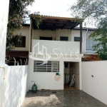 Oportunidade: Casa Assobradada com 2 quartos, 2 banheiros e 2 vagas na Vila Cordeiro, SP - 100m²