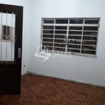 Excelente Casa Assobradada para Locação na Cidade Monções, São Paulo-SP: 2 Quartos, 3 Banheiros, 2 Vagas, 250m² Área