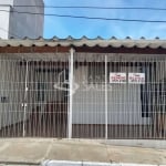 Imperdível oportunidade: Casa à venda em São Paulo-SP, Vila Antonieta. 2 quartos, 1 banheiro, 3 vagas de garagem, 130m².