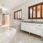 Impecável casa à venda em São Paulo-SP, Parque Nações Unidas: 3 quartos, 1 suite, 1 sala, 2 banheiros, 2 vagas, 200m².
