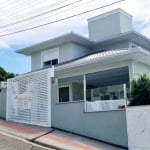 Casa para Venda em Palhoça, Pedra Branca, 3 dormitórios, 1 suíte, 4 banheiros, 4 vagas