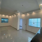 Casa com 3 dormitórios à venda, 140 m² por R$ 720.000,00 - Caiçara - Praia Grande/SP