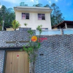 Casa à venda por R$ 550.000,00 - Santa Rosa - Niterói/RJ