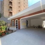 Excelente Imóvel Comercial com 4 Quartos e 3 banheiros para Alugar, 244 m²