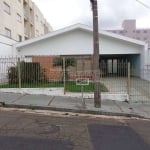 Casa com 3 dormitórios e 1 suíte no Jardim Lutfalla próxima a USP em São Carlos