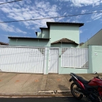 casa com 3 dormitórios sendo 1 suíte