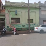 Casa no centro de Araraquara com terreno bem localizado