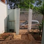 Linda casa com ótima localização e preço de oportunidade, com piscina aquecida.