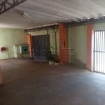 Casa residencial bem localizada, bairro com toda infra estrutura