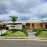 Linda Casa à venda com 5 dormitórios no Entre Verdes Campinas.