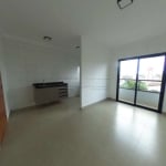 Apartamento NOVO em frente à USP com sacada e armários