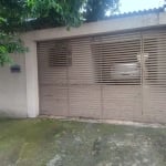 Oportunidade Imperdível! Casa Padrão com 3 Dormitórios e 2 Garagens!