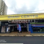 Sala na galeria do centro da cidade com excelente localização