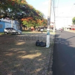 Sala Comercial na Vila Prado próxima ao Estádio Luís Augusto de Oliveira em São Carlos