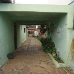 Casa com Terreno Amplo no Centro de Ibaté por R$480.000