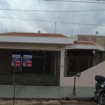 Casa com 2 dormitórios e 1 suíte no Jardim Embaré próxima a Unicep em São Carlos