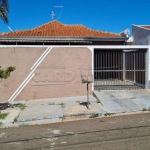 Casa com 2 dormitórios e 1 suíte no Jardim Santa Julia próxima a EE Leonardo Barbieri em Araraquara