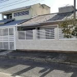 Casa no Madri com 2 quartos, 2 banheiros e 4 vagas de garagem