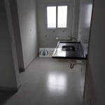 Belo apartamento com 2 dormitórios no Jardim Santa Adélia