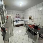 Casa Terrea com 2 dormitorios 1 suite 1 vaga coberta Vila Buenos Aires.