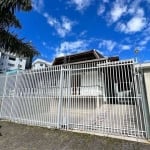 Casa com 5 dormitórios, 250 m² - venda por R$ 1.390.000,00 ou aluguel por R$ 4.900,00/mês - Jardim Botânico - Curitiba/PR