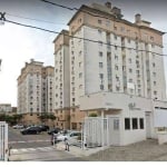 Apartamento com 2 dormitórios para alugar, 54 m² por R$ 1.700/mês - Guaíra - Curitiba/PR