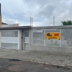 Casa de 300 m² com amplo quintal no Capão da Imbuia