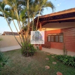 CASA AMPLA COM 4 DORM. QUINTAL COM LUZ NATURAL NO SUARÃO - ITANHAÉM/SP