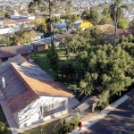 Casa terrea com 3 quartos à venda, 200 m² por R$ 2.100.000 - Uberaba - Curitiba/PR