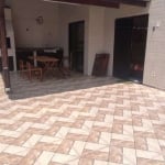 Cobertura Duplex Praia Grande em Ubatuba-SP com 3 dormitórios,sendo 2 suítes,varanda gourmet com churrasqueira,2 vagas de garagem