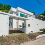 Casa 04 dormitórios a venda Praia dos Amores - Balneário Camboriú